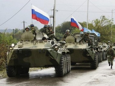 Тымчук: Возле восточных областей Украины дислоцированы более 11 тыс. российских военных и до тысячи единиц техники 