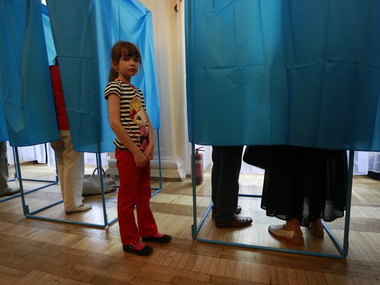 ЕС: Выборы президента должны стать новым стартом для украинцев
