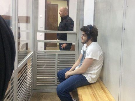 Під нічний домашній арешт відправили другого підозрюваного в нападі на нардепа Найєма