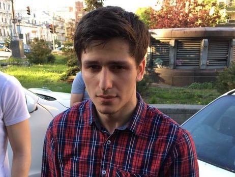 Третьего подозреваемого в нападении на нардепа Найема суд отправил под ночной домашний арест 