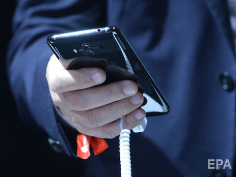 В США могут запретить продажу китайских смартфонов – СМИ
