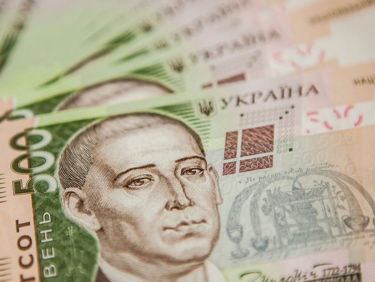 Середня зарплата в Україні зросла до 8382 грн на місяць – Держстат