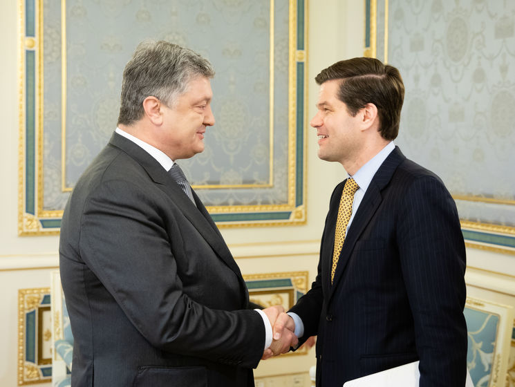 Порошенко призвал США к более активному участию в освобождении украинских политзаключенных в РФ