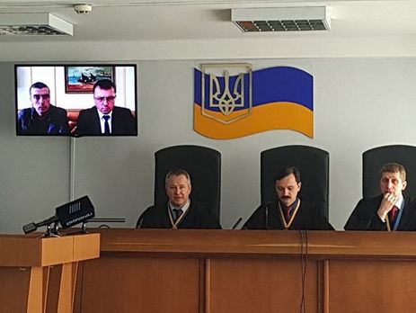 Оболонский суд перенес на 4 мая заседание по делу о госизмене Януковича