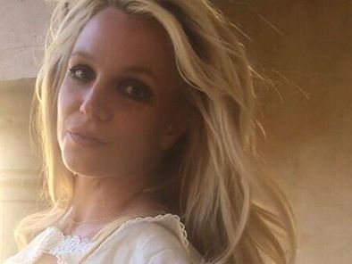 Спирс поделилась детским фото