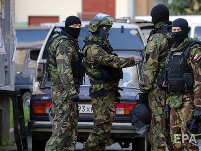 У ФСБ РФ повідомили, що в Нижньому Новгороді невідомий чоловік відкрив вогонь по поліцейських