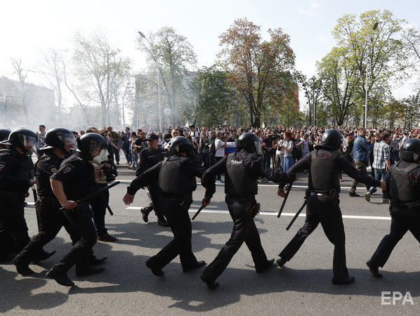 Кількість затриманих на акціях протесту в Росії станом на 17.00 перевищила 1000 осіб – "ОВД-Инфо"