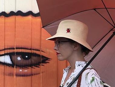 Собчак показала сына 