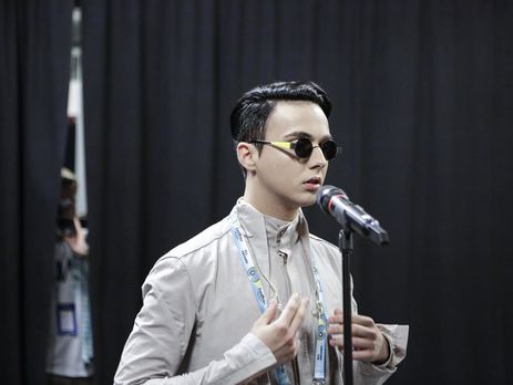 Melovin выпустил именной парфюм