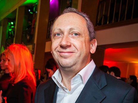 Танки оккупационной путинской ОПГ предназначены для того, чтобы в необходимый момент намотать на свои гусеницы кишки протестующих граждан