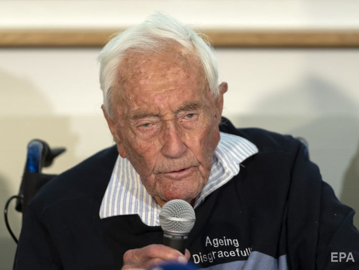 Эвтаназия под "Оду к радости". 104-летнему ученому в Швейцарии сделали смертельную инъекцию