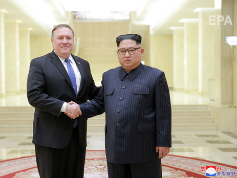 Помпео заявил, что США готовы помочь КНДР финансово при условии полного отказа от ядерного оружия
