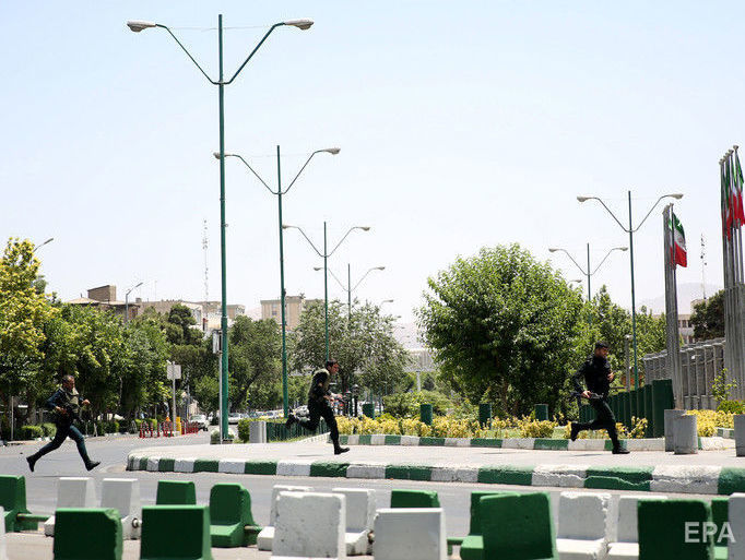 В Ірані засудили до смертної кари шістьох бойовиків ІДІЛ, причетних до теракту в Тегерані у червні 2017 року