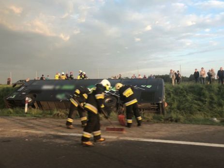 У Польщі перекинувся автобус з українцями