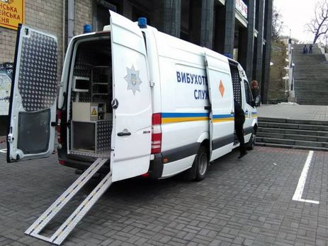 В Киеве на территории складских помещений произошел взрыв, пострадали шесть человек