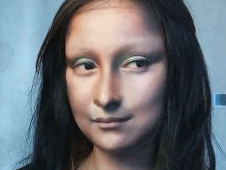 Блогер из Китая превратила себя в Джоконду и Даму с горностаем. Видео