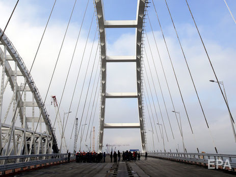 ЄС: Будівництво Керченського мосту спрямовано на подальше посилення інтеграції анексованого Криму до складу Росії