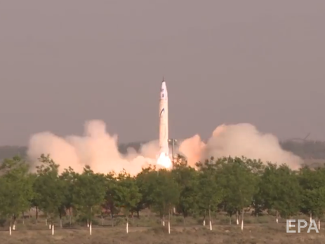 В Китае испытали первую коммерческую ракету. Видео