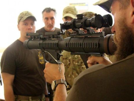 Аваков сообщил, что Нацгвардия взяла на вооружение первые 500 американских противотанковых гранатометов RSRL-1