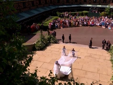 Королевская свадьба: Маркл приехала в часовню