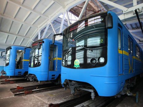 В киевском метрополитене появился вагон-стадион