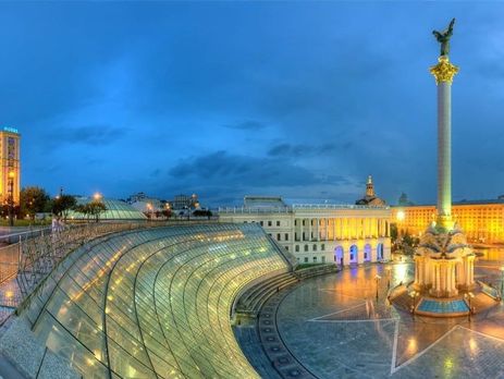 В Киеве из-за сообщения о минировании эвакуировали торговый центр 