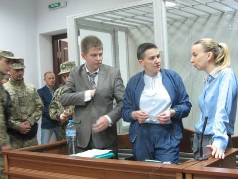 Савченко подписала новый договор с адвокатами