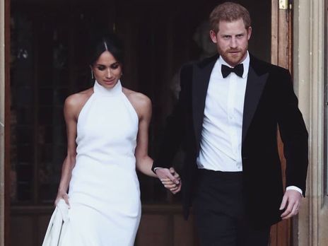 Герцогиня Сассекская поменяла свадебное платье для вечернего приема