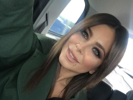 Ани Лорак показала, как провела время в кафе с дочерью