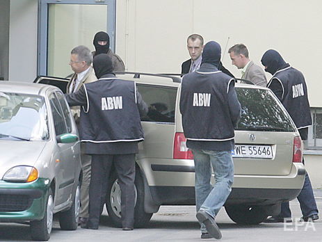 Захист радянських пам'ятників і розпивання горілки із Захаровою. У Польщі розповіли про викриття гібридних агентурних мереж РФ