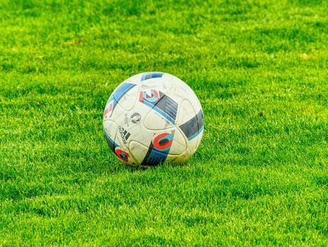 В рамках борьбы с договорными матчами в украинском футболе провели более 50 обысков в девяти областях – СМИ