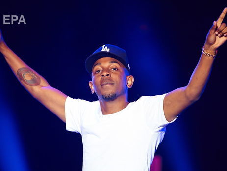 Ламар прервал выступления из-за оскорбления фанатки. Видео