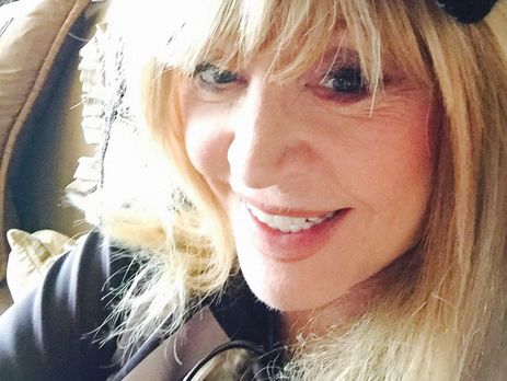 Пугачева показала архивное видео выписки Орбакайте из роддома после рождения первенца