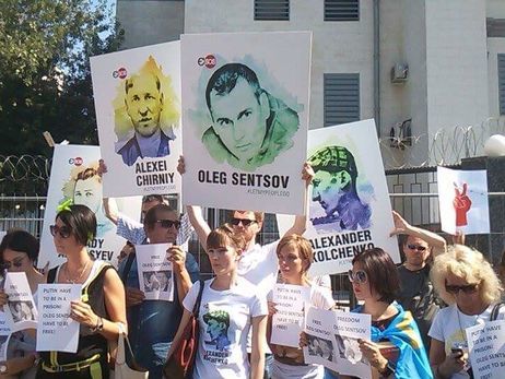 У Києві типографія відмовилася друкувати плакати на підтримку Сенцова