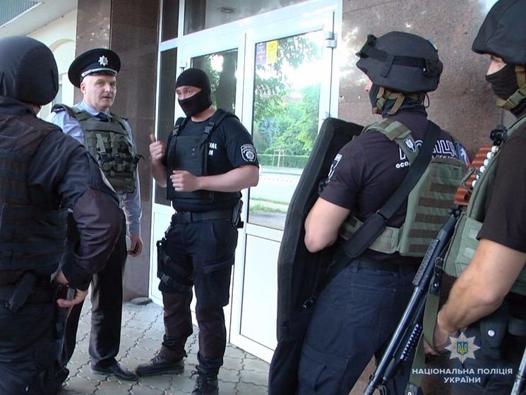 Убивство депутата в Черкасах. Князєв повідомив, що начальник місцевої поліції пропонував себе як заручника і допоміг знешкодити злочинця