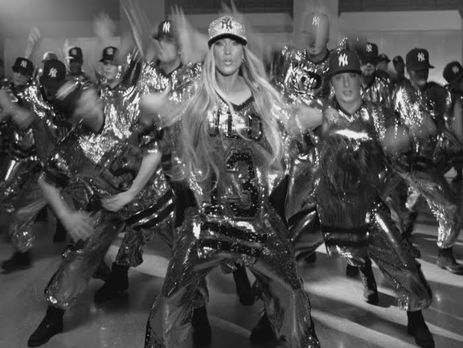 Dinero. Вышел черно-белый клип Лопес. Видео