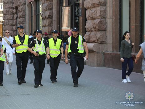 Правоохоронці в Києві привезли п'яного британця у посольство Великобританії
