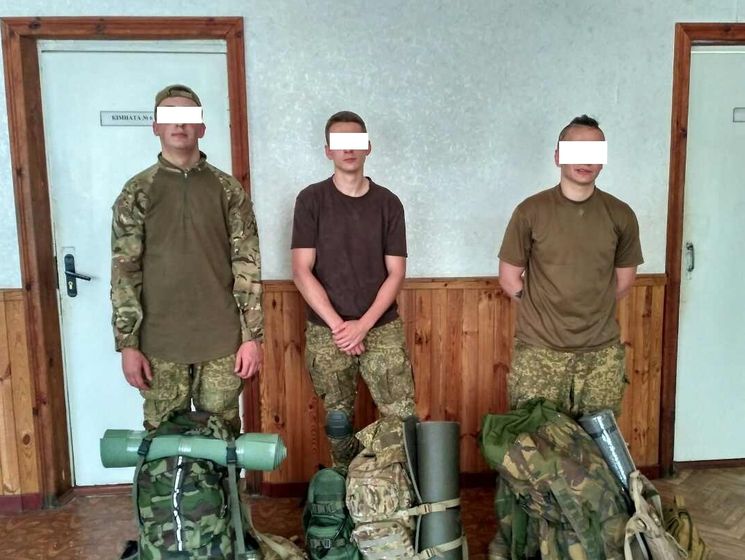 У Держприкордонслужбі повідомили, що в Чорнобильській зоні затримали трьох "сталкерів"