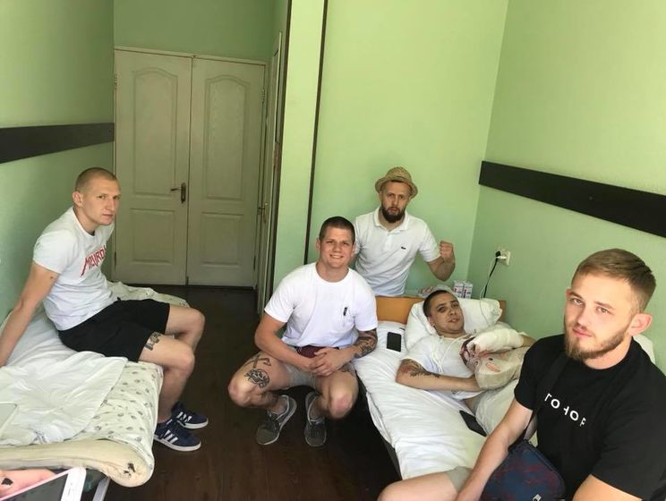 Стерненко заявив, що лежить у київській лікарні, оскільки в Одесі його лікувати відмовилися