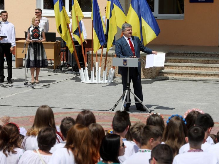Порошенко подписал указ о провозглашении 10-летия украинского языка
