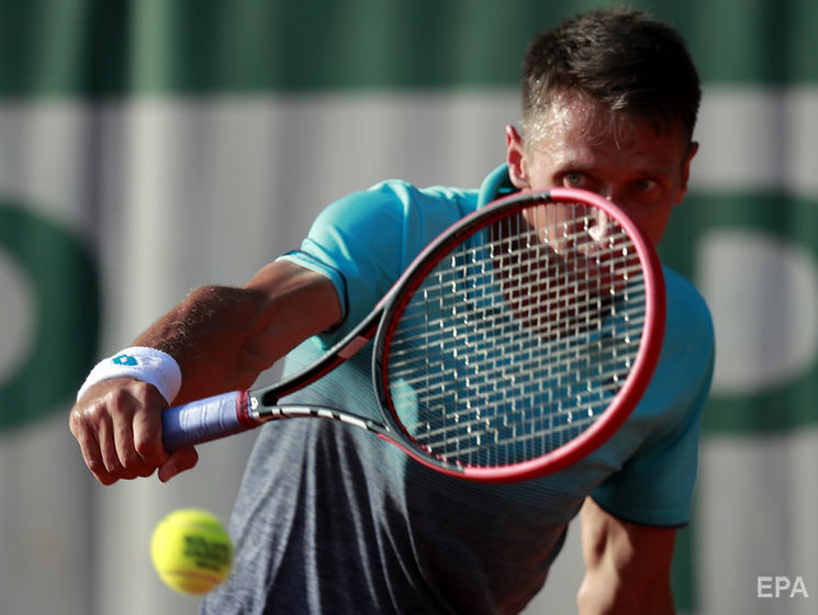 Стаховский проиграл во втором круге Roland Garros