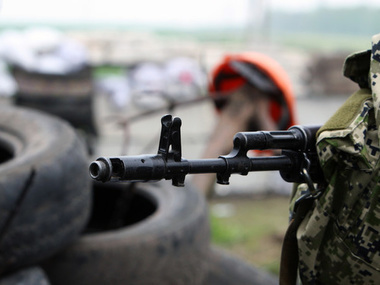 Ночью террористы из гранатометов обстреляли отдел Госпогранслужбы Украины "Станично-Луганское"