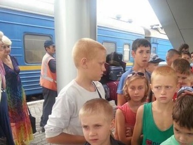 МВД: 210 детей из Славянска благополучно прибыли в крымский "Артек"