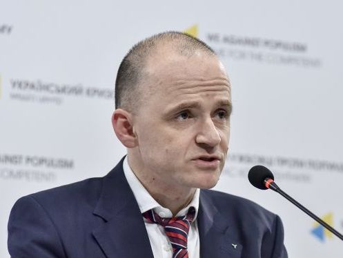 Лінчевський заявив, що його слова про неефективність лікування онкохворих за кордоном вирвали з контексту