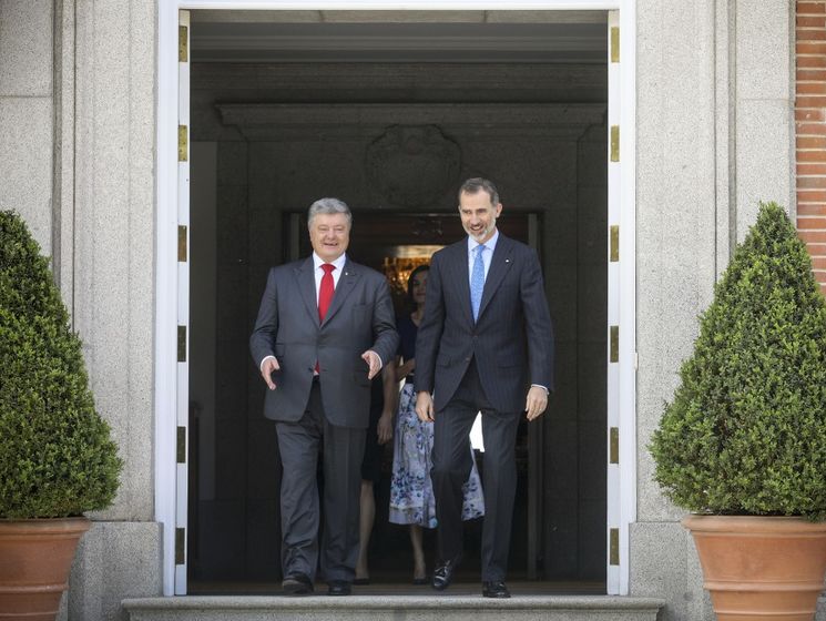 Порошенко обговорив із королем Феліпе VI сприяння Іспанії в питанні звільнення українських політв'язнів