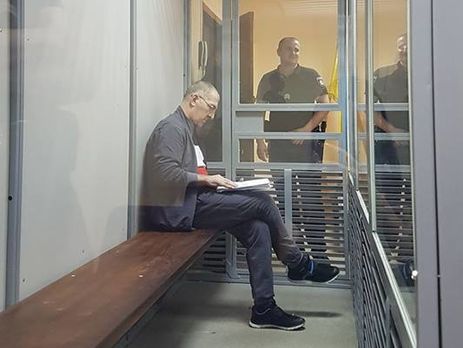 У суді у справі про замах на Осмаєва та Окуєву зачитали обвинувальний акт, про зв'язки обвинуваченого з РФ у ньому не згадують