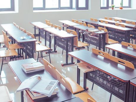 Минобразования Украины предложило убрать из учебников слова 