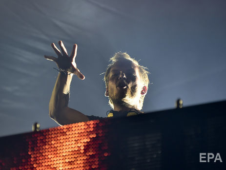 В Швеции спустя два месяца после смерти похоронили известного диджея Avicii