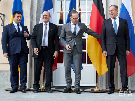 Главы МИД обсудили возможность встречи лидеров 