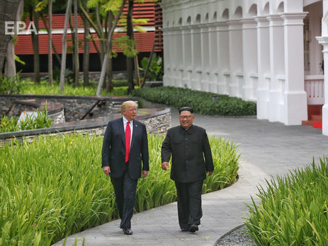 Трамп о Ким Чен Ыне: Мы отлично с ним ладим. В наших отношениях хорошая химия, вы знаете, какое значение я этому придаю